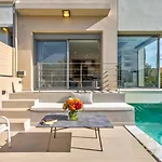 A1 - Luxury House With Pool By Goutos * Порто Хели
