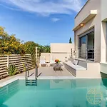 A1 - Luxury House With Pool By Goutos Вилла Порто Хели