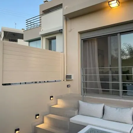 Luxury Irida In Villa